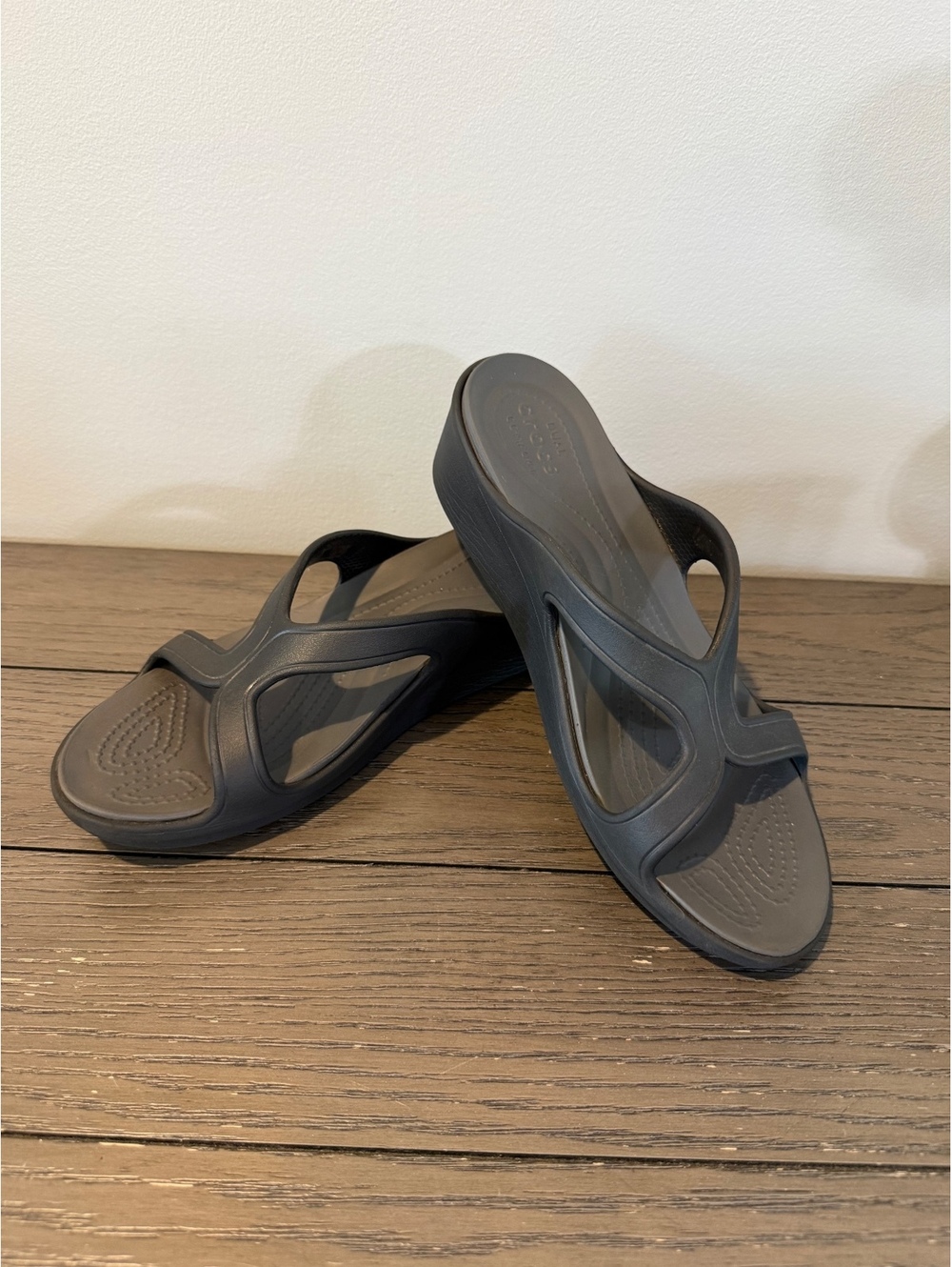 Crocs Women's Black Wedge Sandals Size 8